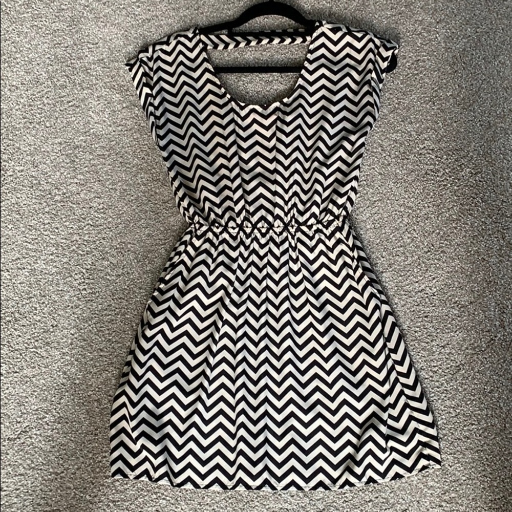 Super cute chevron dress